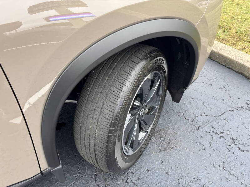 2024 Nissan Rogue SV