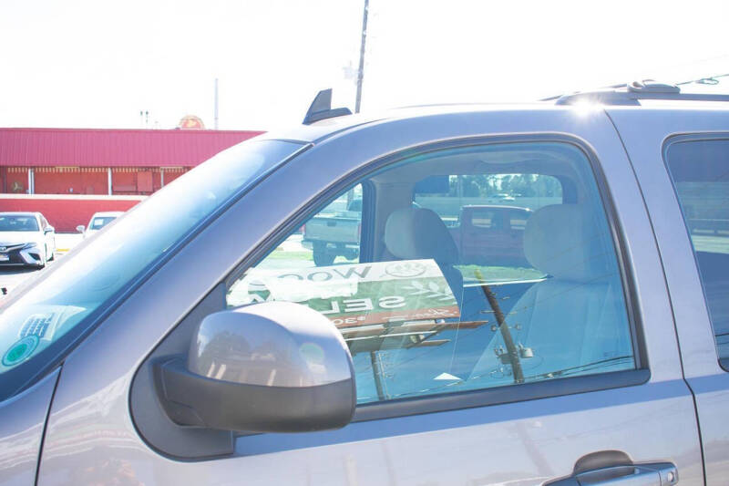 2012 Chevrolet Suburban LS