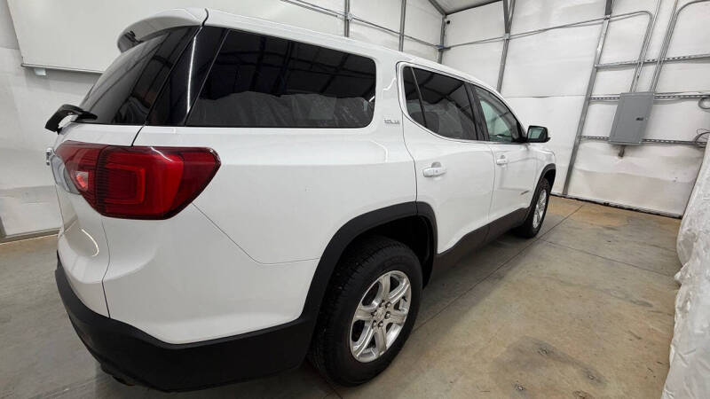 2017 GMC Acadia SLE-1