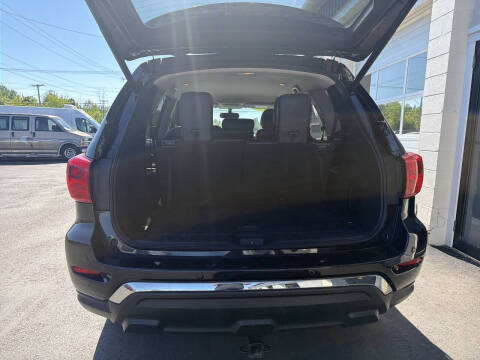 2019 Nissan Pathfinder SL