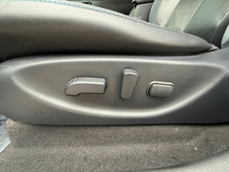 2020 Nissan LEAF SL PLUS