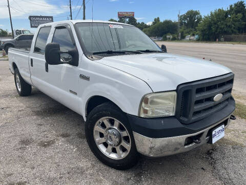 2006 Ford F-250 Super Duty for sale at SCOTT HARRISON MOTOR CO in Houston TX