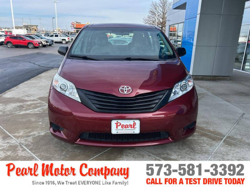 2017 Toyota Sienna L 7-Passenger