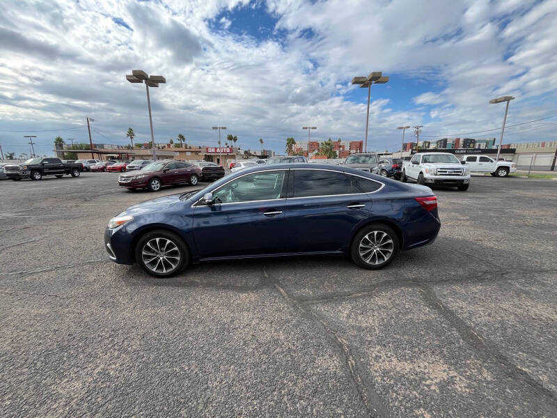 2017 Toyota Avalon XLE