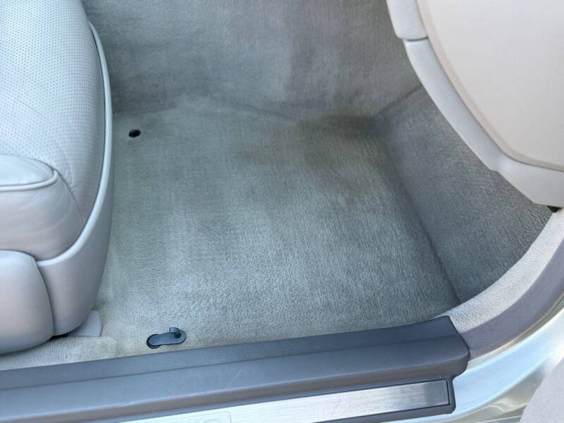 2003 Lexus LS 430