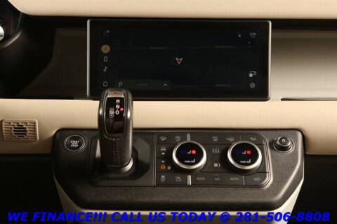 2022 Land Rover Defender 110 SE