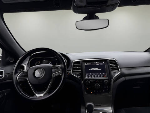 2018 Jeep Grand Cherokee Laredo E