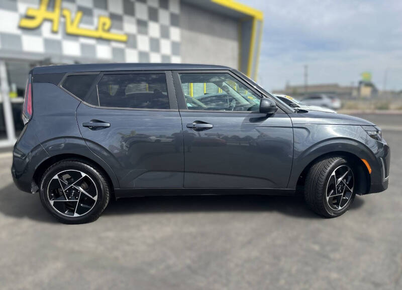 2023 Kia Soul EX