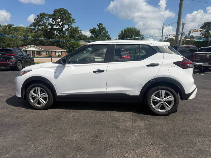 2024 Nissan Kicks S