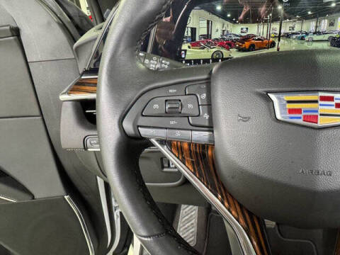 2024 Cadillac Escalade ESV Luxury