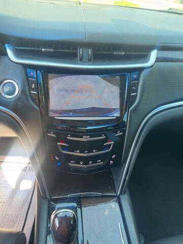 2013 Cadillac XTS Luxury Collection