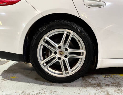 2014 Porsche Panamera 4