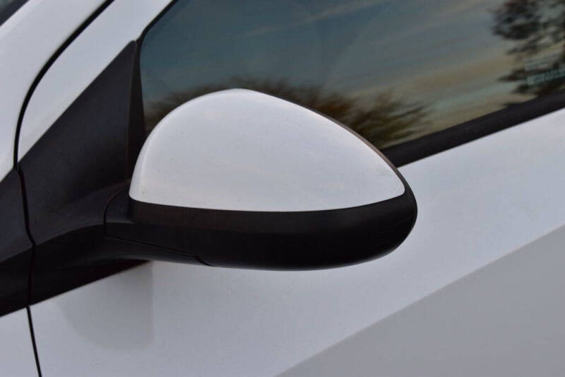 2016 Chevrolet Sonic LS Auto