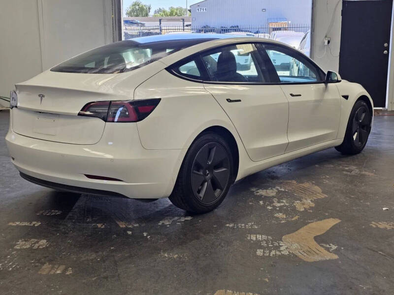 2021 Tesla Model 3 Standard Range Plus