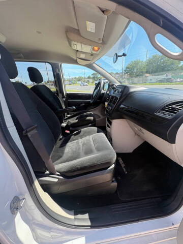 2016 Dodge Grand Caravan SE