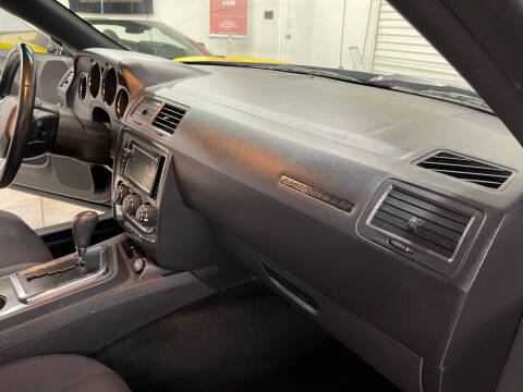 2012 Dodge Challenger SXT