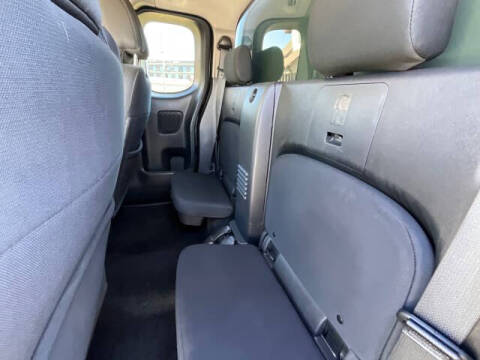 2022 Nissan Frontier S