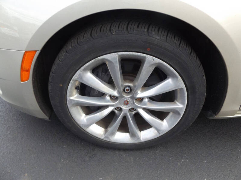 2013 Cadillac XTS Luxury Collection