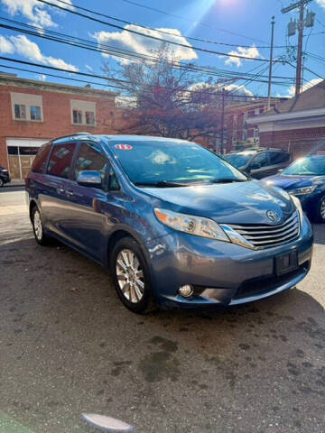 2015 Toyota Sienna