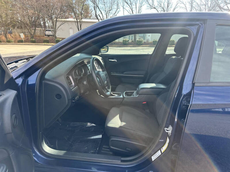 2016 Dodge Charger SE