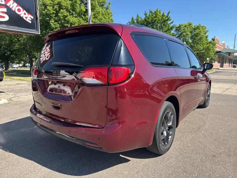 2019 Chrysler Pacifica Touring L Plus