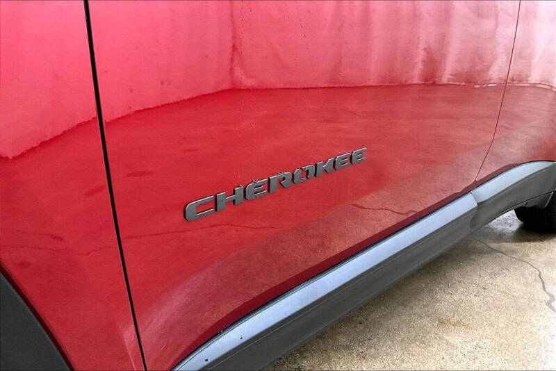 2026 Jeep Cherokee Laredo