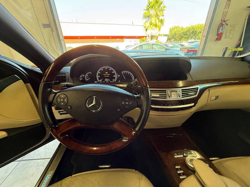 2012 Mercedes-Benz S-Class S 550