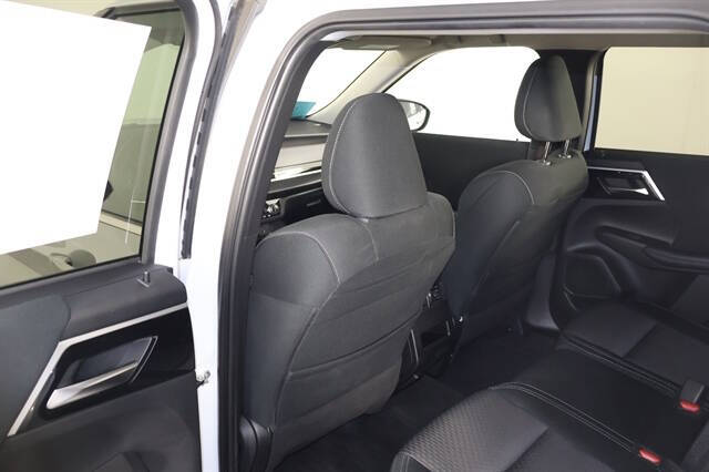 2024 Mitsubishi Outlander ES