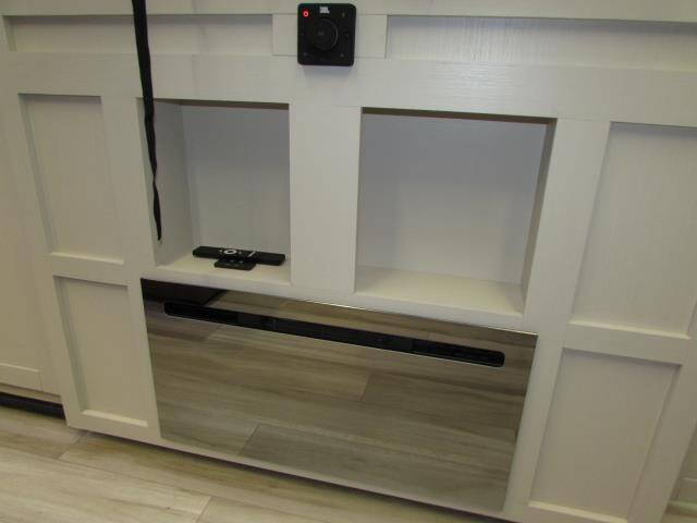 2025 Forest River F320 VIEW