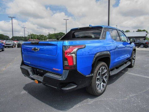 2025 Chevrolet Silverado EV RST