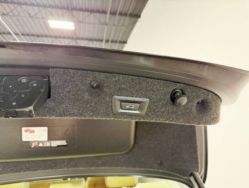 2012 BMW 5 Series 528i xDrive