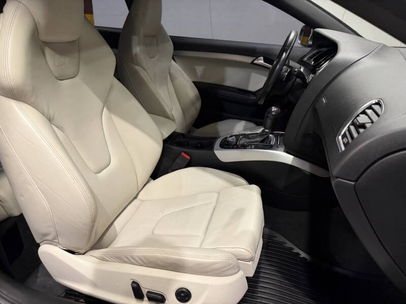 2011 Audi S5 4.2 quattro Premium Plus