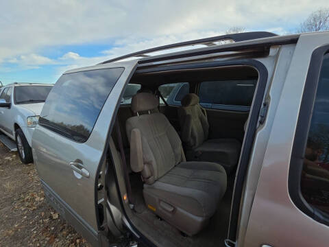 2002 Toyota Sienna LE