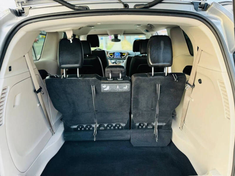 2017 Chrysler Pacifica