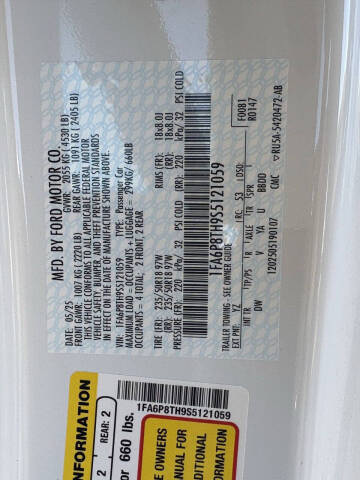 2025 Ford Mustang EcoBoost