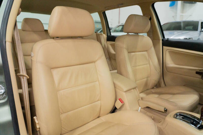 2002 Volkswagen Passat GLX 4Motion