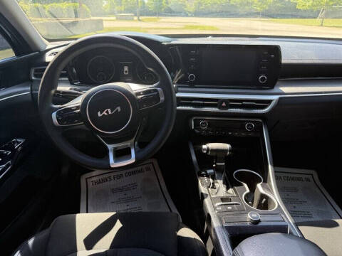 2022 Kia K5