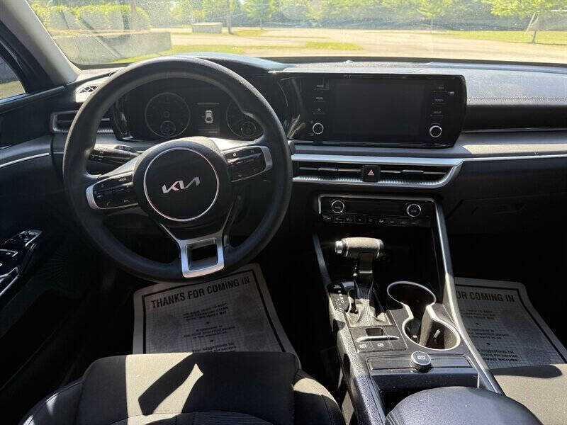 2022 Kia K5