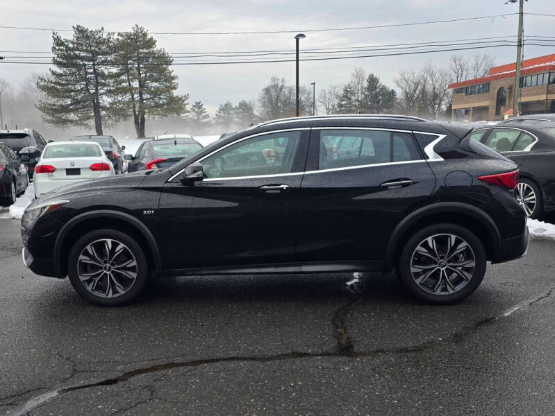 2017 Infiniti QX30