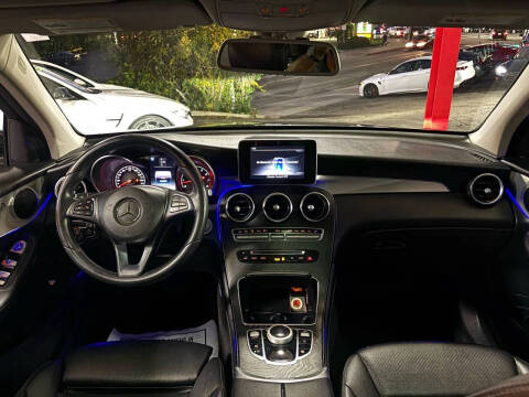 2019 Mercedes-Benz GLC GLC 300