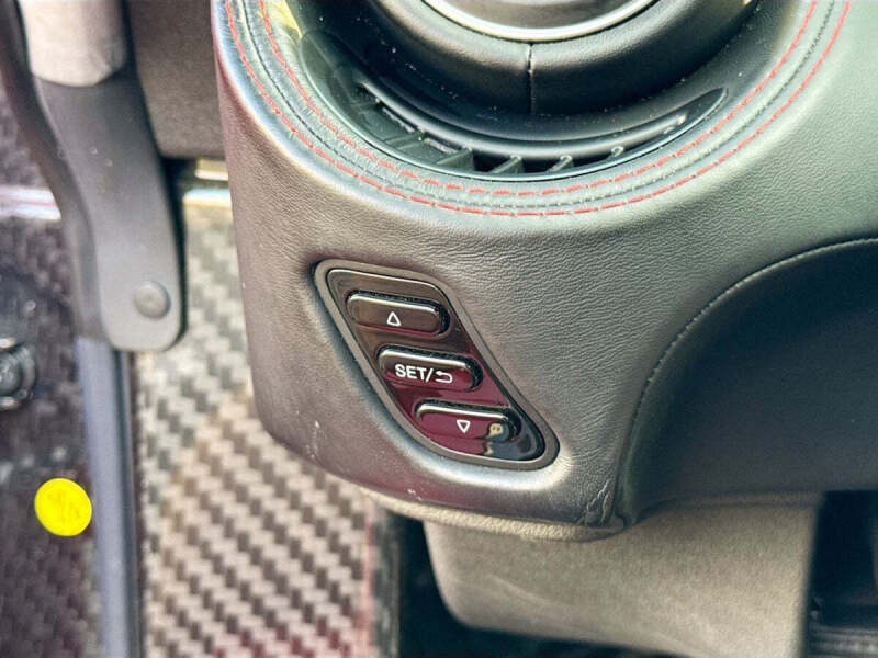 2015 Alfa Romeo 4C Launch Edition