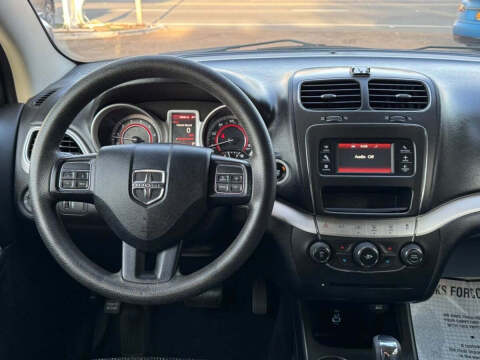 2017 Dodge Journey SE