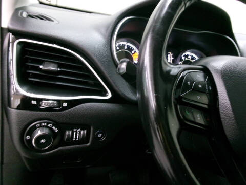 2019 Jeep Cherokee Altitude