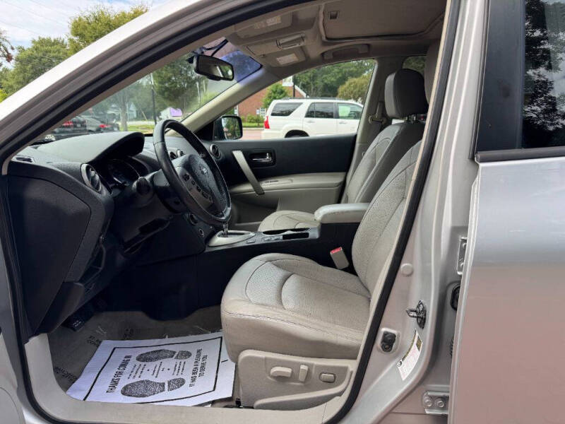 2012 Nissan Rogue SV w/SL Package