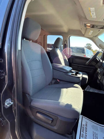 2019 RAM 1500 Classic Express