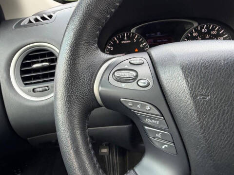2020 Nissan Pathfinder SL