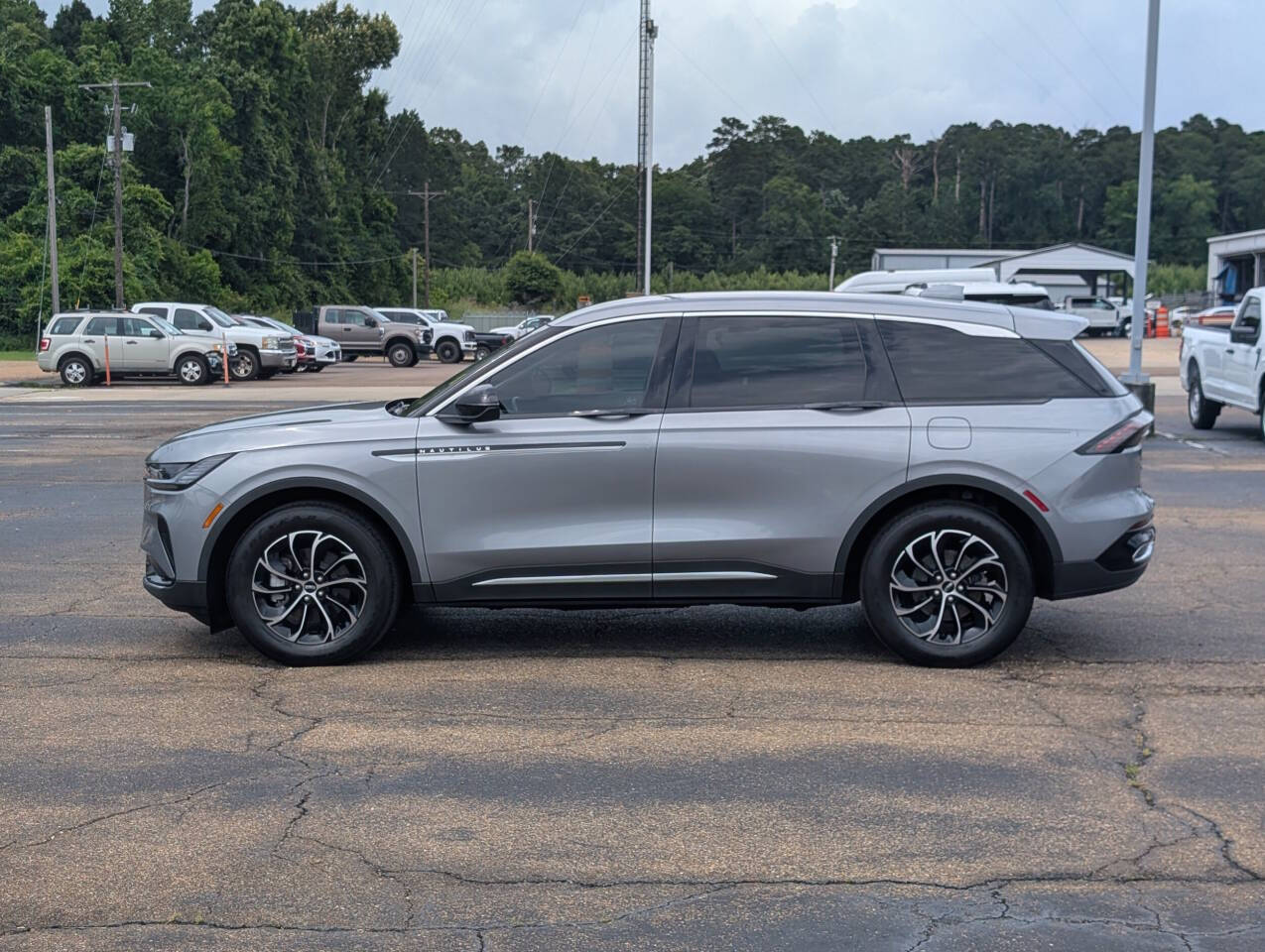 Gray 2025 Lincoln Nautilus Premiere AWD Premiere 4dr SUV 2