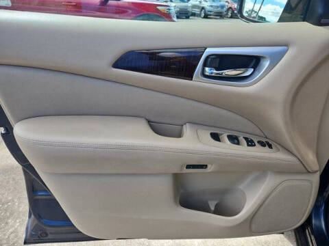 2016 Nissan Pathfinder Platinum