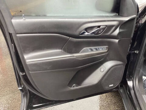 2017 GMC Acadia SLT-1