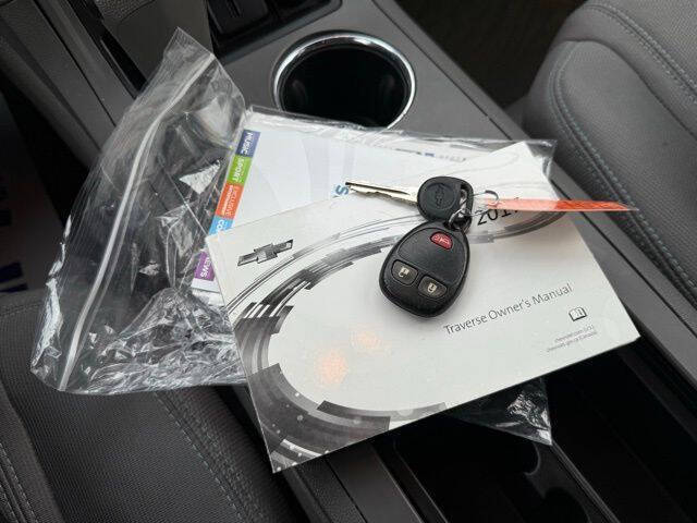 2017 Chevrolet Traverse LS